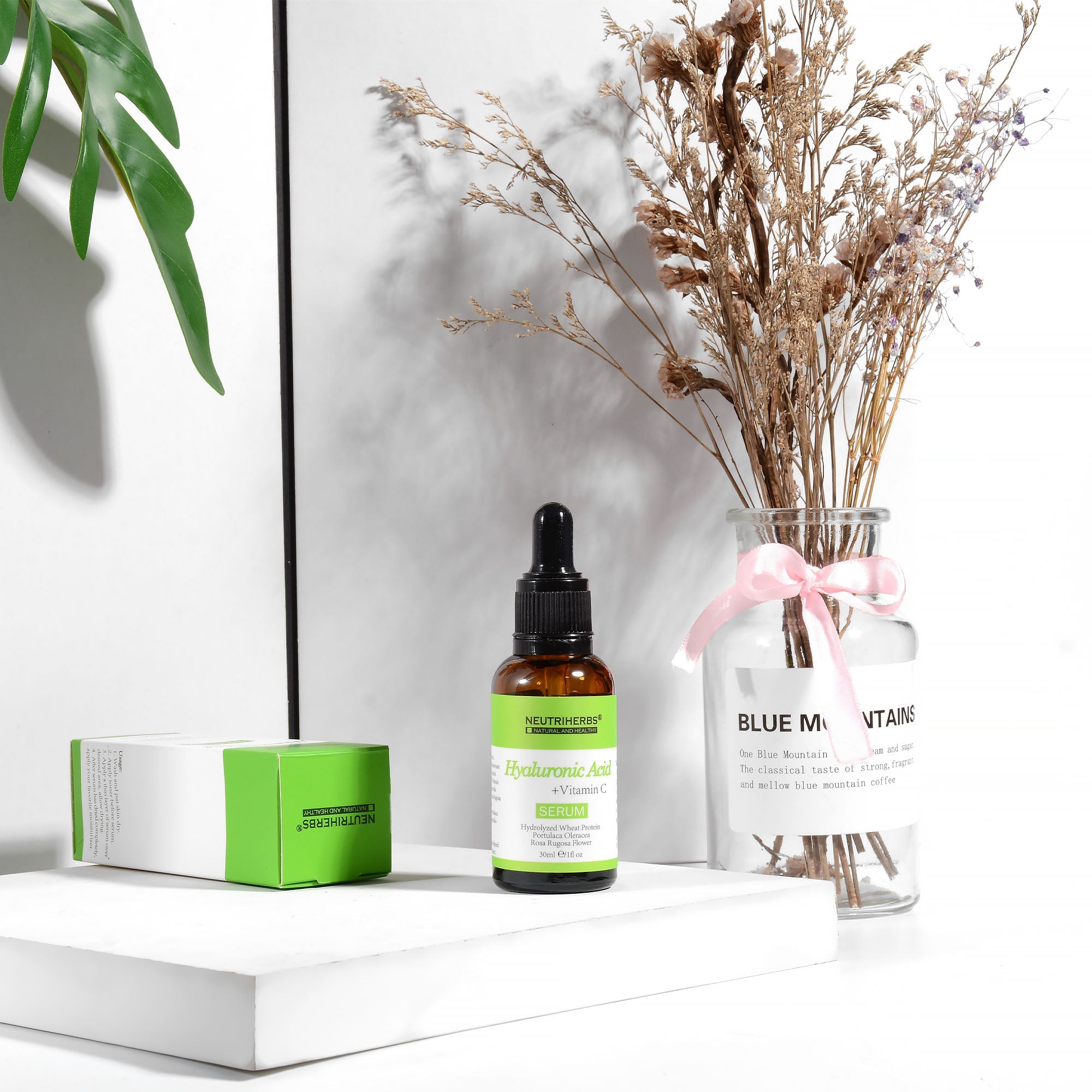 Hyaluronic Acid + Vitamin C Serum - 30ml